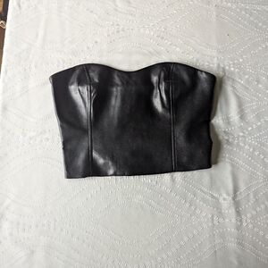 Cindy Bustier ~ Ten by Babaton